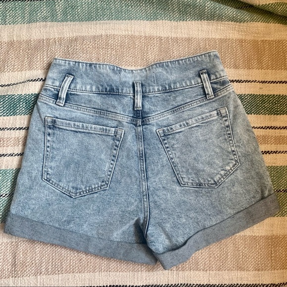 Hollister | Shorts | Hollister Acid Wash Ultra High Rise Mom Short 3 | Poshmark